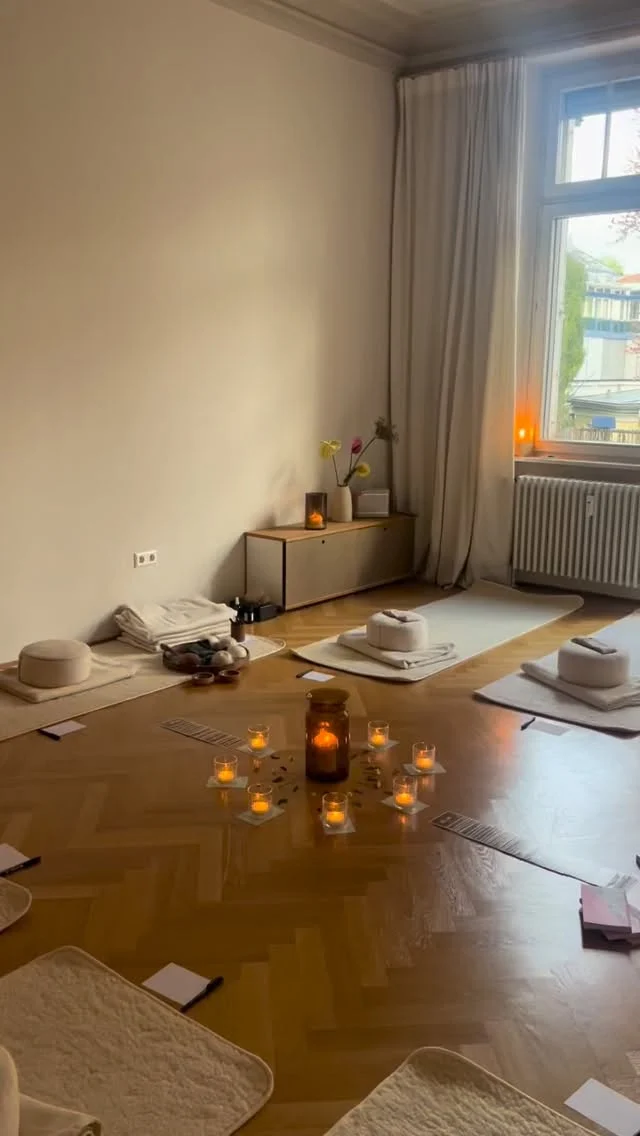 Instagram post from kimyoganna. This post is in position 0.